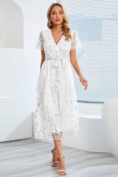 White Sequins Embroidery Short Sleeve Midi Dress