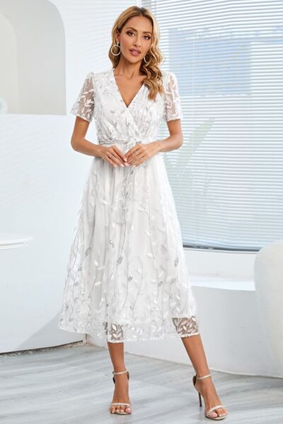 White Sequins Embroidery Short Sleeve Midi Dress